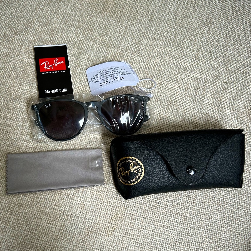 NWT Ray-Ban Erika Sunglasses + Case